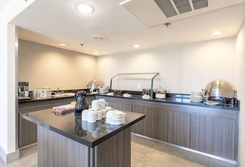 هتل Doubletree By Hilton Dallas Richardson