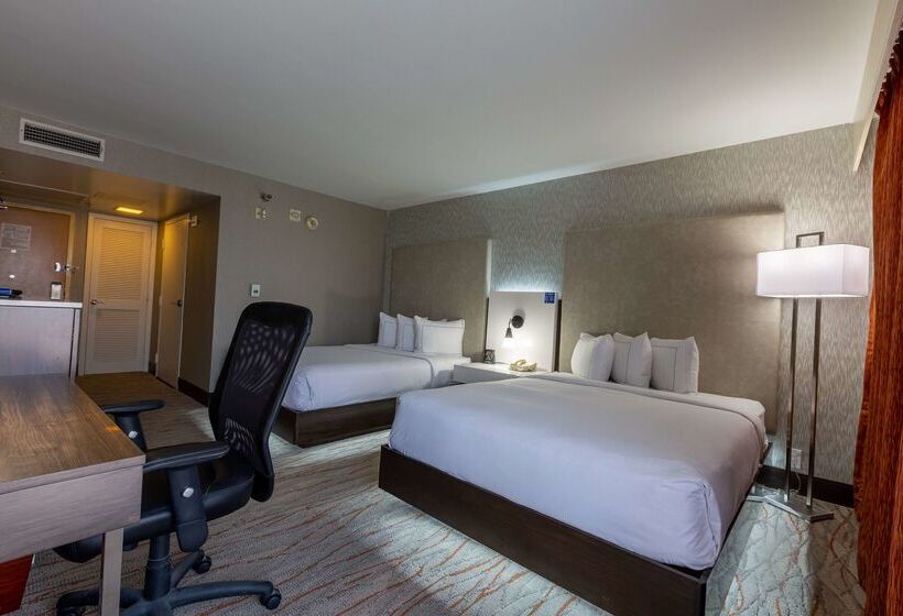 هتل Doubletree By Hilton Dallas Richardson