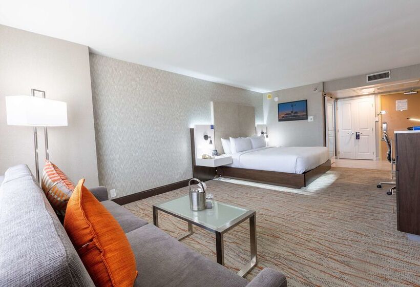 هتل Doubletree By Hilton Dallas Richardson