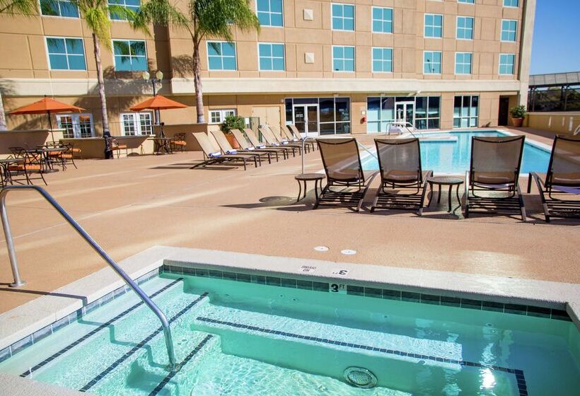 Doubletree By Hilton Hotel Modesto