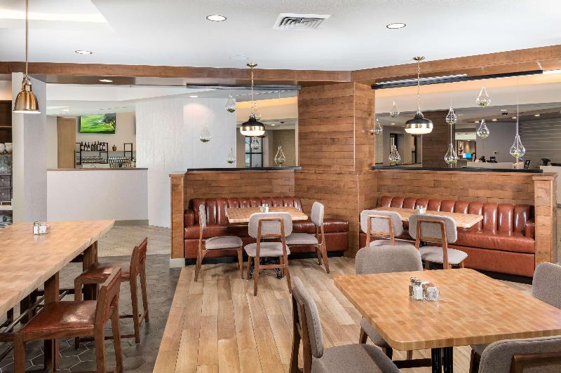 فندق Doubletree By Hilton Phoenix Chandler