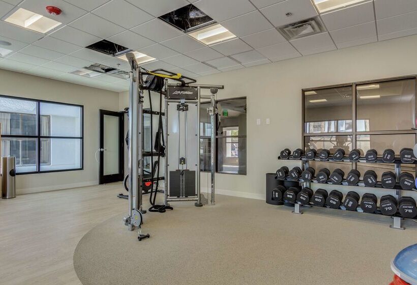 فندق Doubletree By Hilton Phoenix Chandler