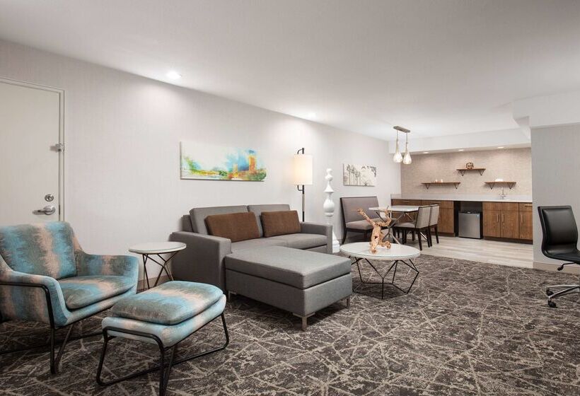 فندق Doubletree By Hilton Sacramento