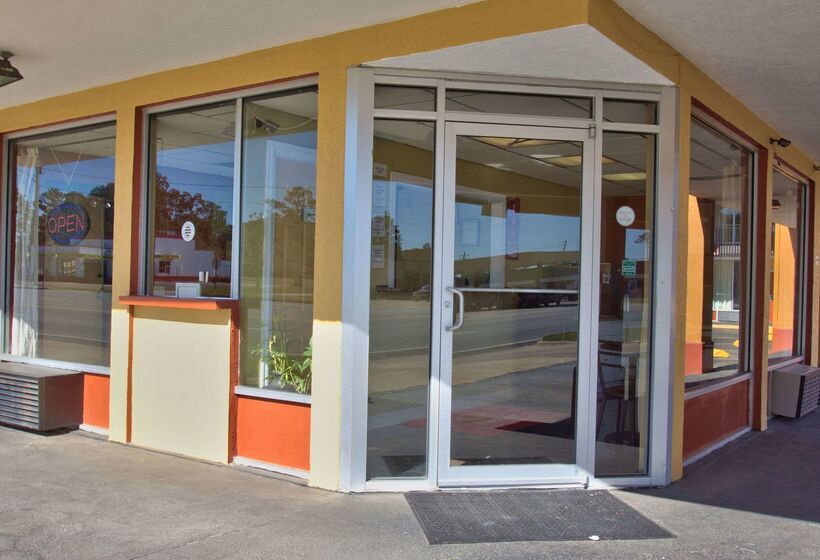 فندق Econo Lodge
