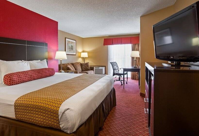 Отель Broadway Inn & Suites
