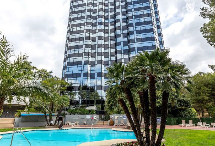 هتل Hilton Los Angeles/universal City