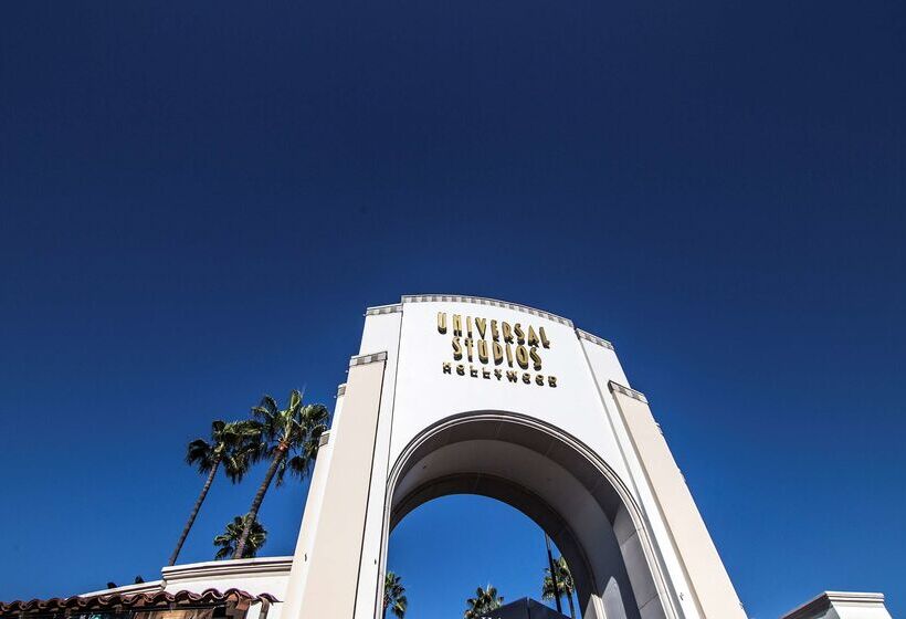 هتل Hilton Los Angeles/universal City