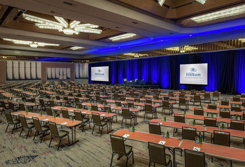 هتل Hilton Los Angeles/universal City
