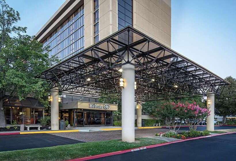 ホテル Hilton Sacramento Arden West