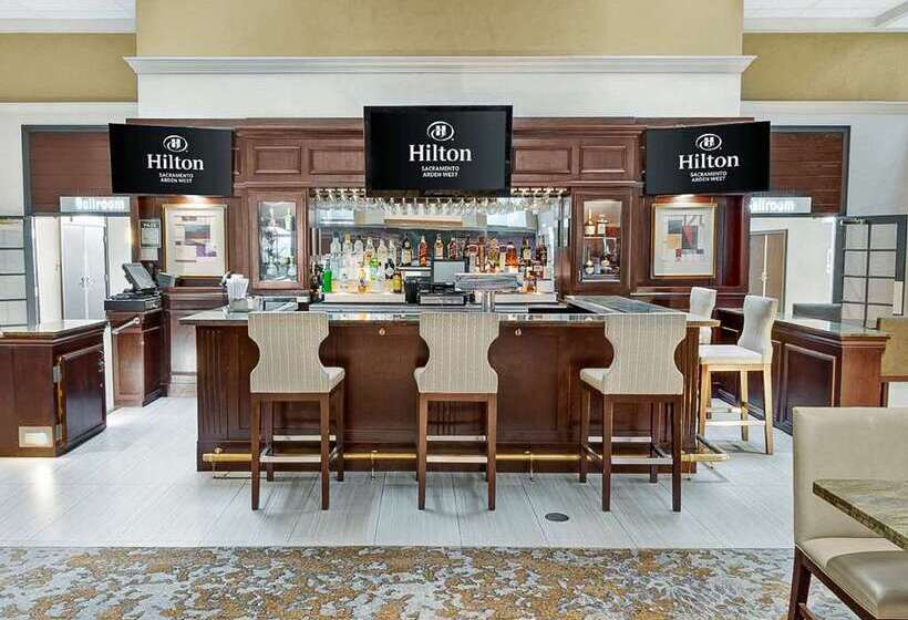 فندق Hilton Sacramento Arden West