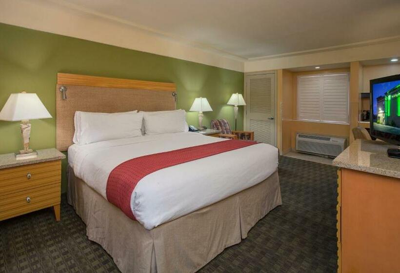 هتل Holiday Inn North Phoenix
