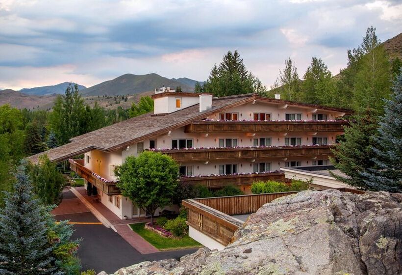 هتل Knob Hill Inn