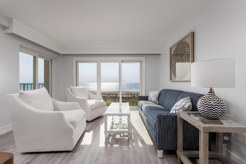 هتل Princess Royale Oceanfront Resort