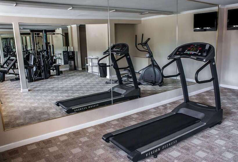 هتل Quality Inn & Suites Fife Seattle