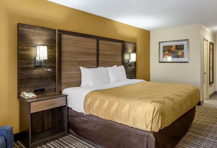 هتل Quality Inn & Suites  Greensborohigh Point