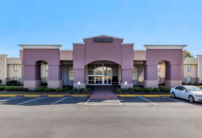هتل Quality Inn & Suites  Greensborohigh Point