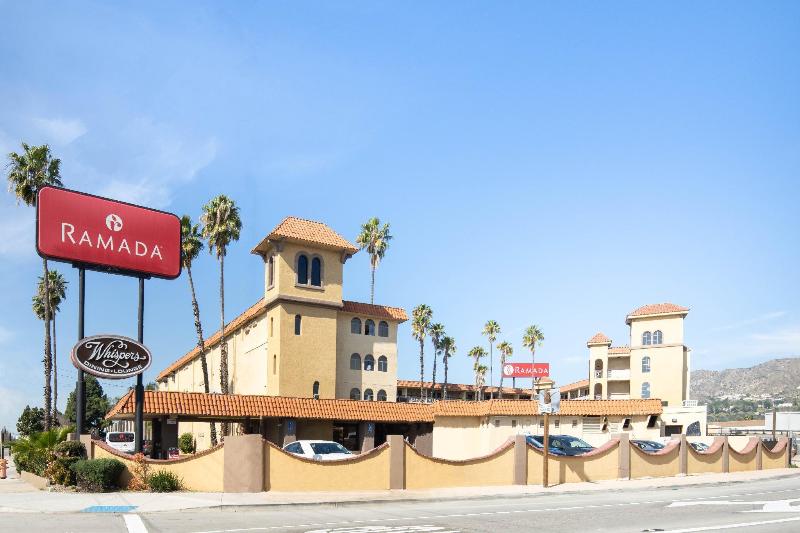 هتل Ramada By Wyndham Burbank Airport