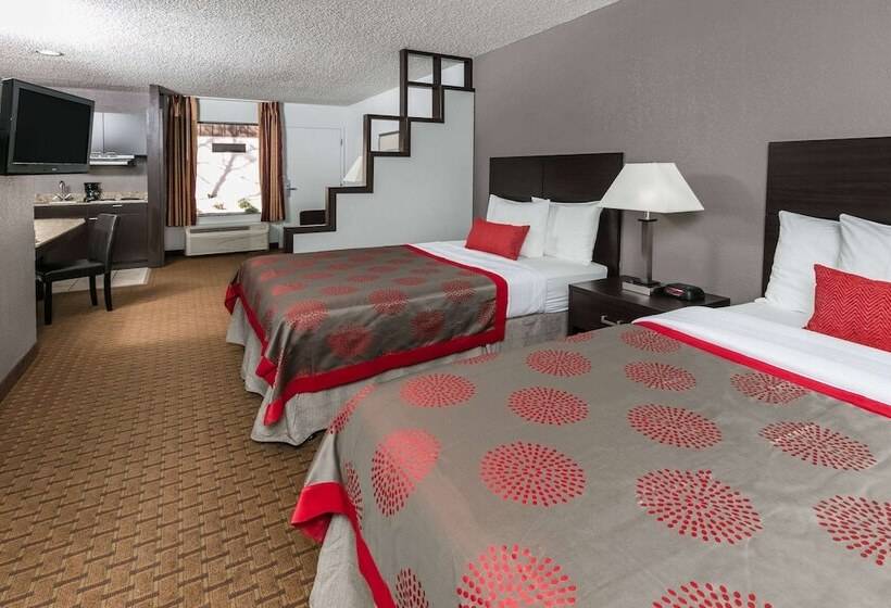 هتل Ramada By Wyndham El Paso