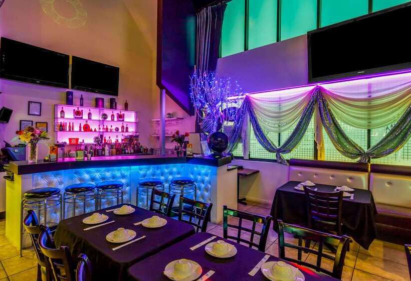 هتل Ramada Plaza By Wyndham Garden Grove/anaheim South