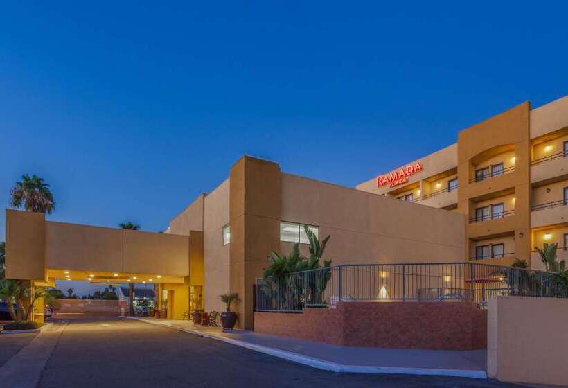 هتل Ramada Plaza By Wyndham Garden Grove/anaheim South
