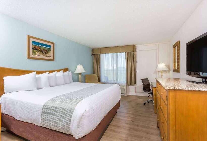 فندق Ramada Plaza By Wyndham Nags Head Oceanfront