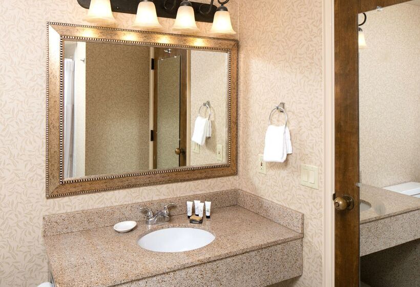 Red Lion Hotel Redding