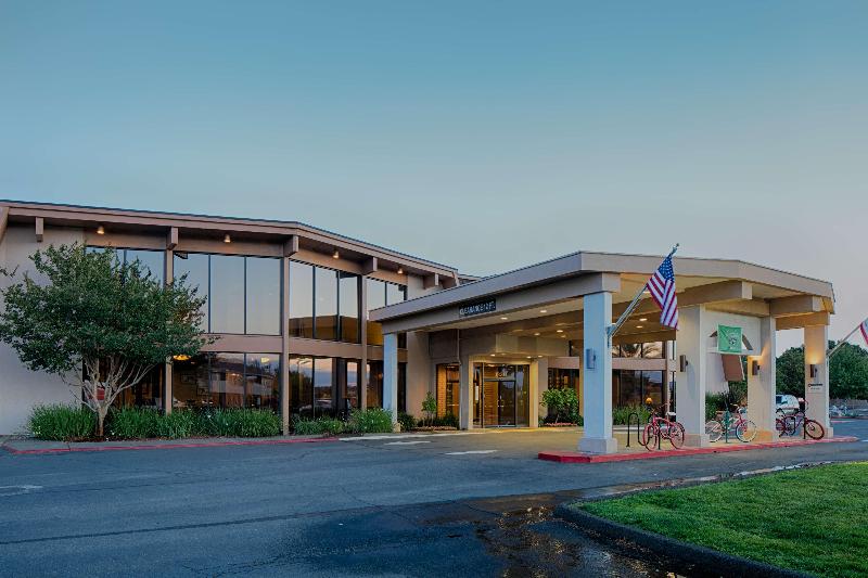 Hotel Red Lion  Redding