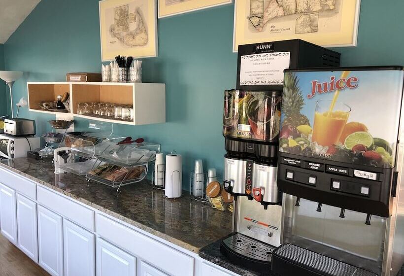هتل Seacoast Inn