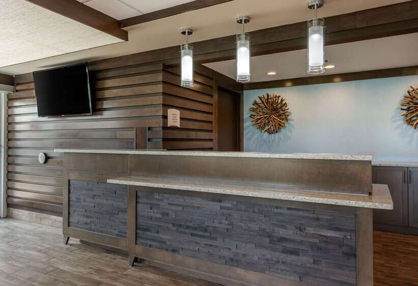 Seafarer Inn & Suites, Ascend Hotel Collection