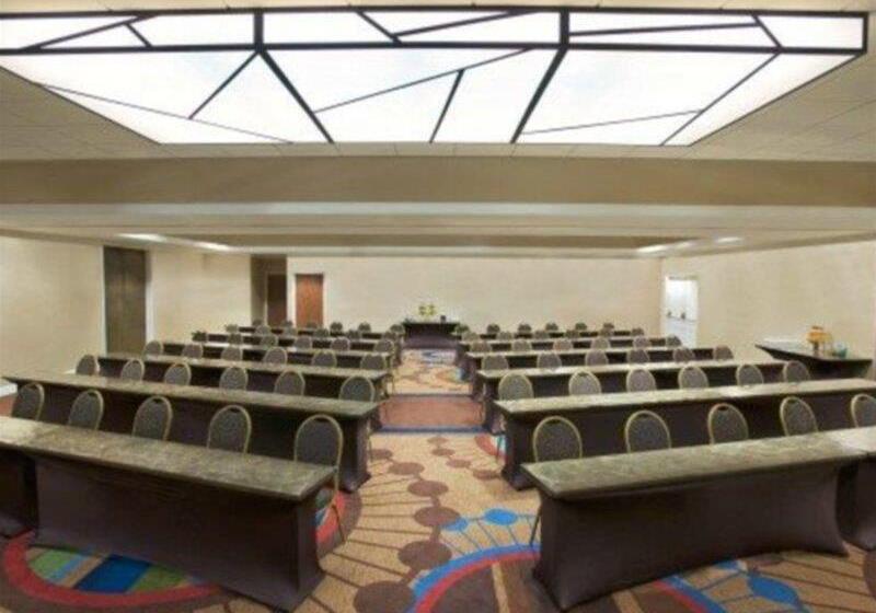 هتل Sheraton Anchorage