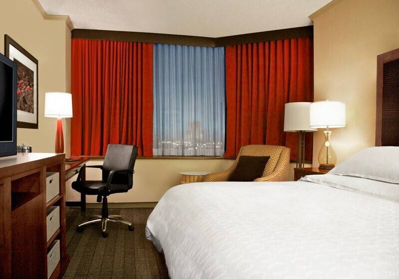 هتل Sheraton Anchorage