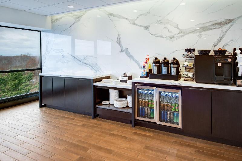 Отель Sheraton Eatontown