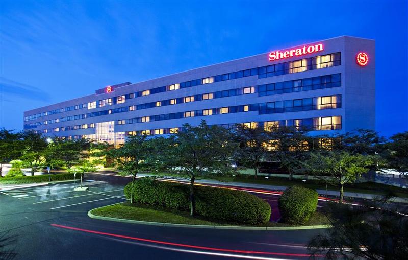هتل Sheraton Eatontown
