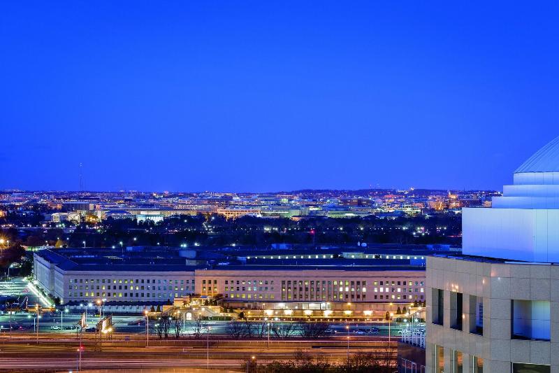 هتل The Ritzcarlton, Pentagon City