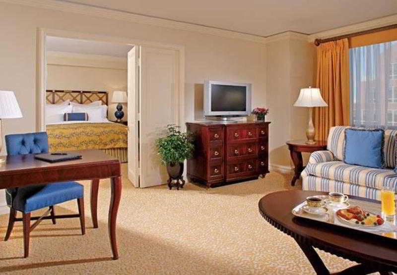 هتل The Ritzcarlton, Pentagon City