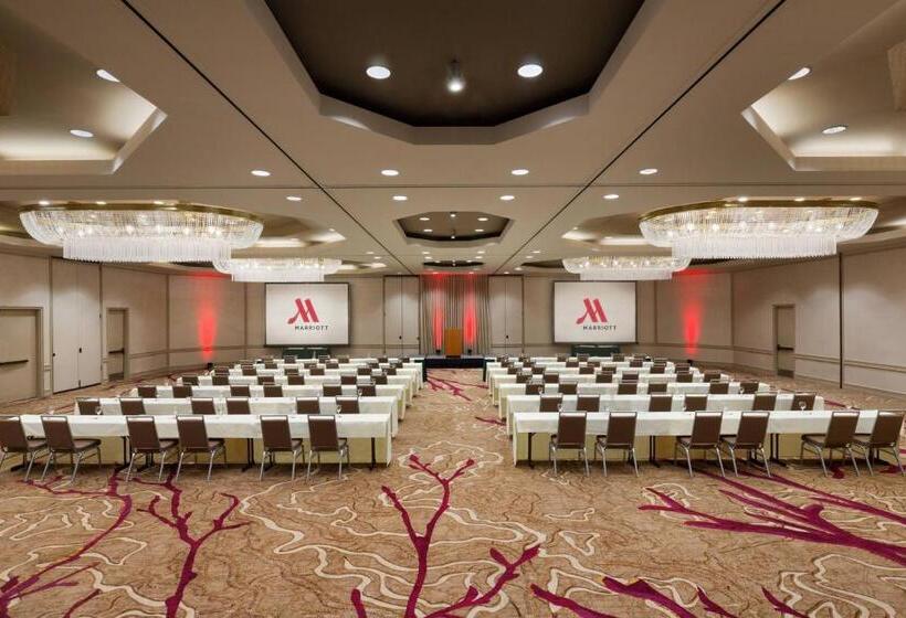 هتل Walnut Creek Marriott