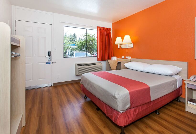 Motel 6rosemead, Ca Los Angeles