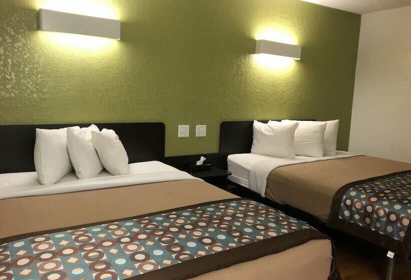 汽车旅馆 Scottsbluff Inn