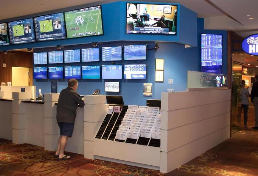 Fotos del hotel OYO Hotel and Casino Las Vegas:  56
