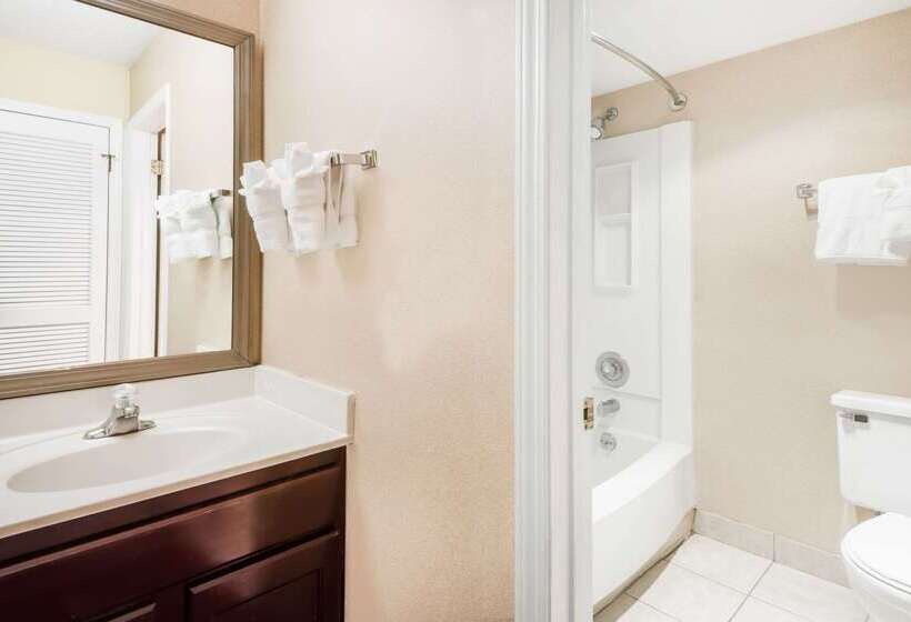 اقامتگاه Hawthorn Extended Stay By Wyndham Columbus
