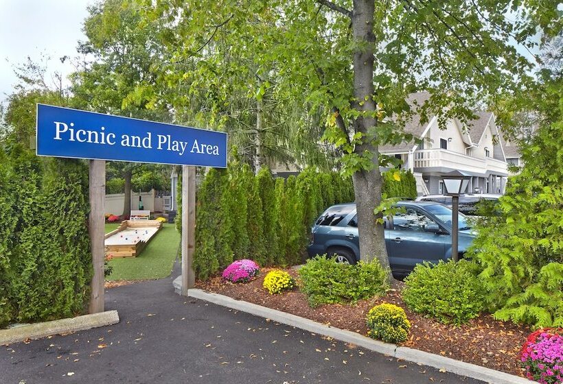 اقامتگاه New Haven Village Suites