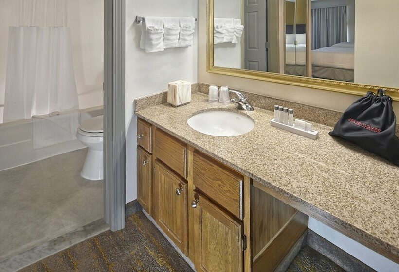 اقامتگاه New Haven Village Suites