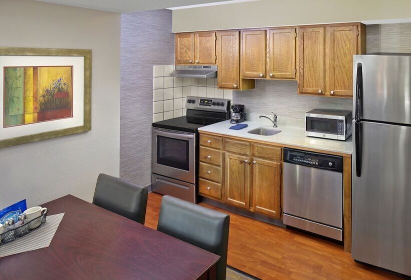 اقامتگاه New Haven Village Suites