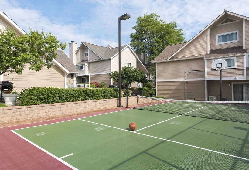 اقامتگاه Sonesta Es Suites Chicago  Lombard