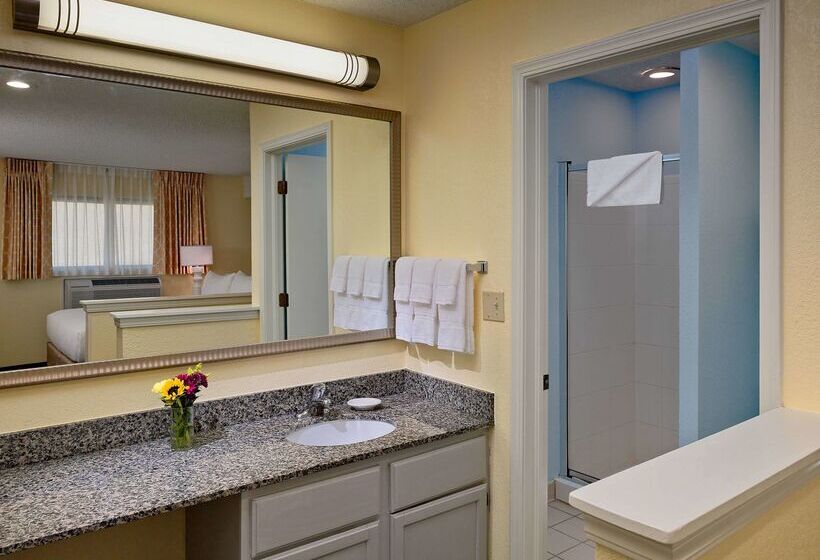اقامتگاه Sonesta Es Suites Chicago  Lombard