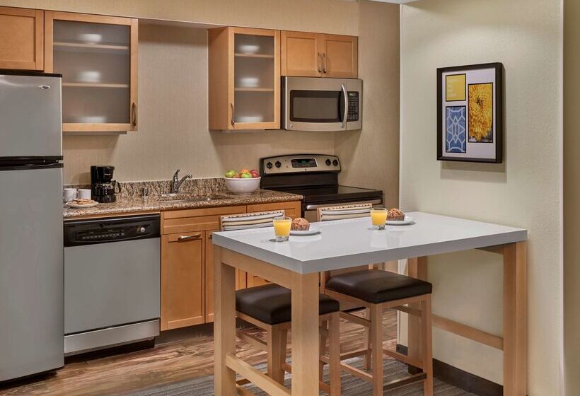 اقامتگاه Sonesta Es Suites Chicago  Lombard