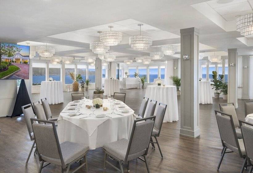 Sea Crest Beach Resort