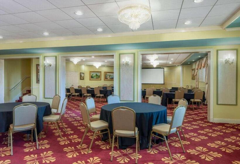 Safety Harbor Resort & Spa Trademark Collection By Wyndham