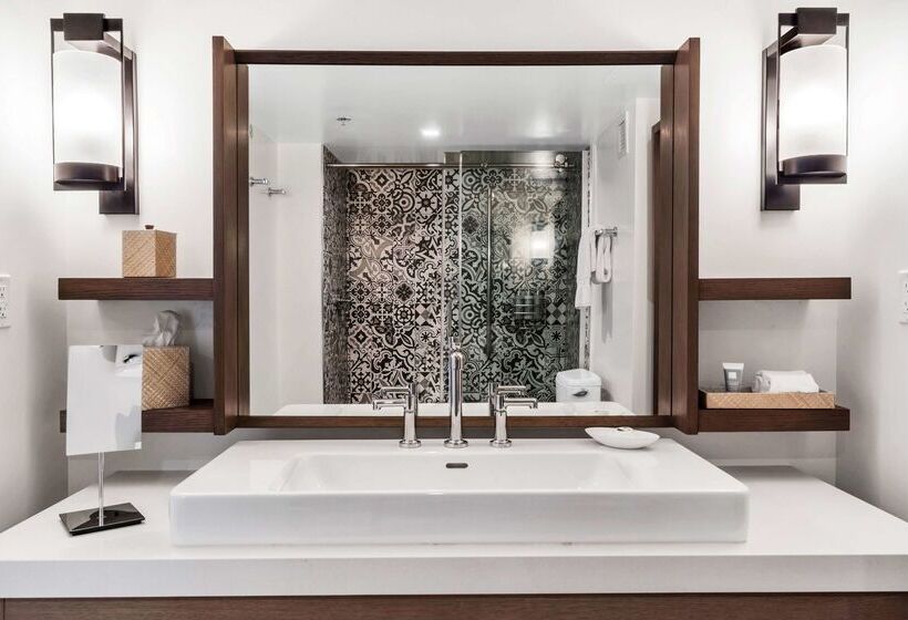 Baker S Cay Resort Key Largo, Curio Collection By Hilton