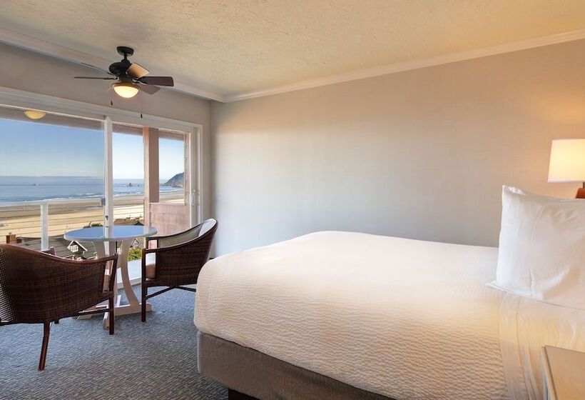 Hallmark Resort Cannon Beach